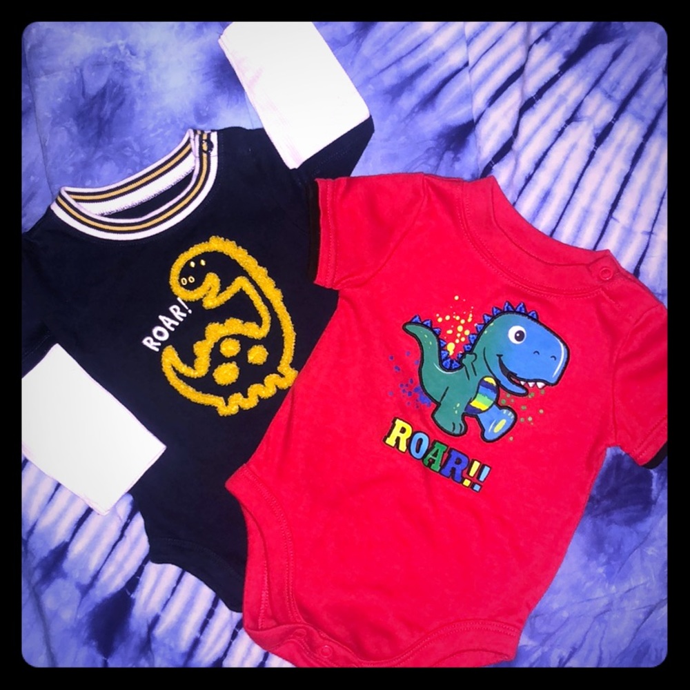 Long & short sleeved Dinosaur onesies! 💕